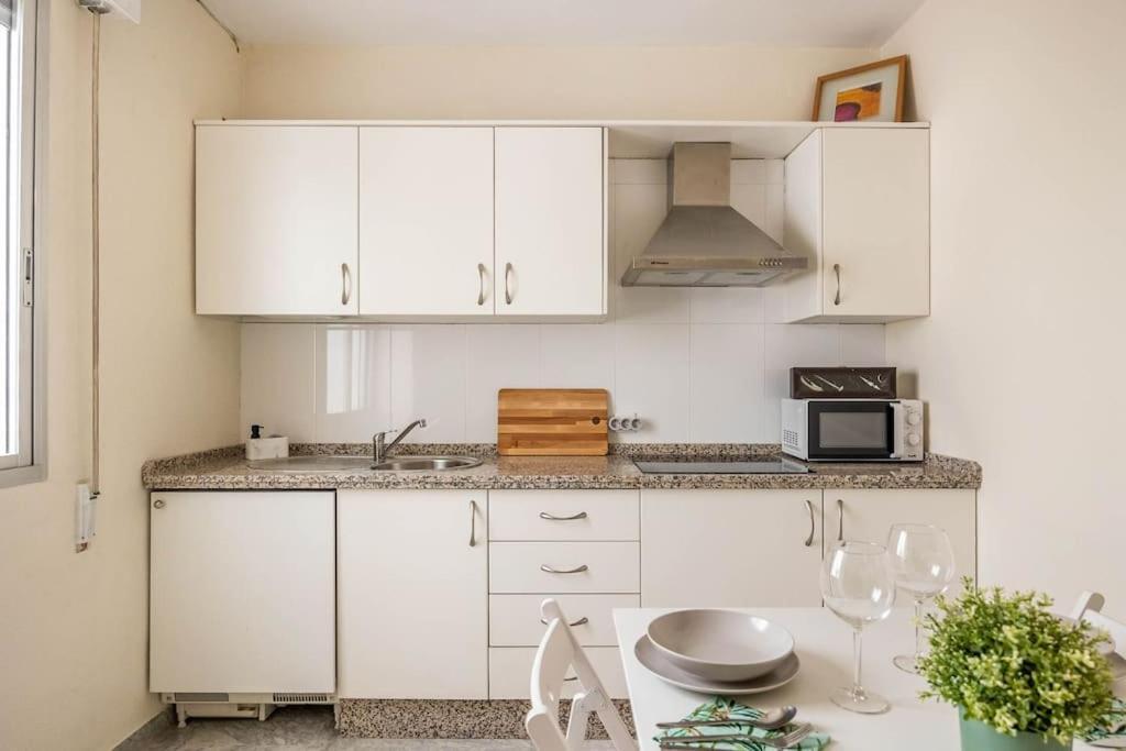 Apartamento Ronda De Triana 45 เซบีญา ภายนอก รูปภาพ